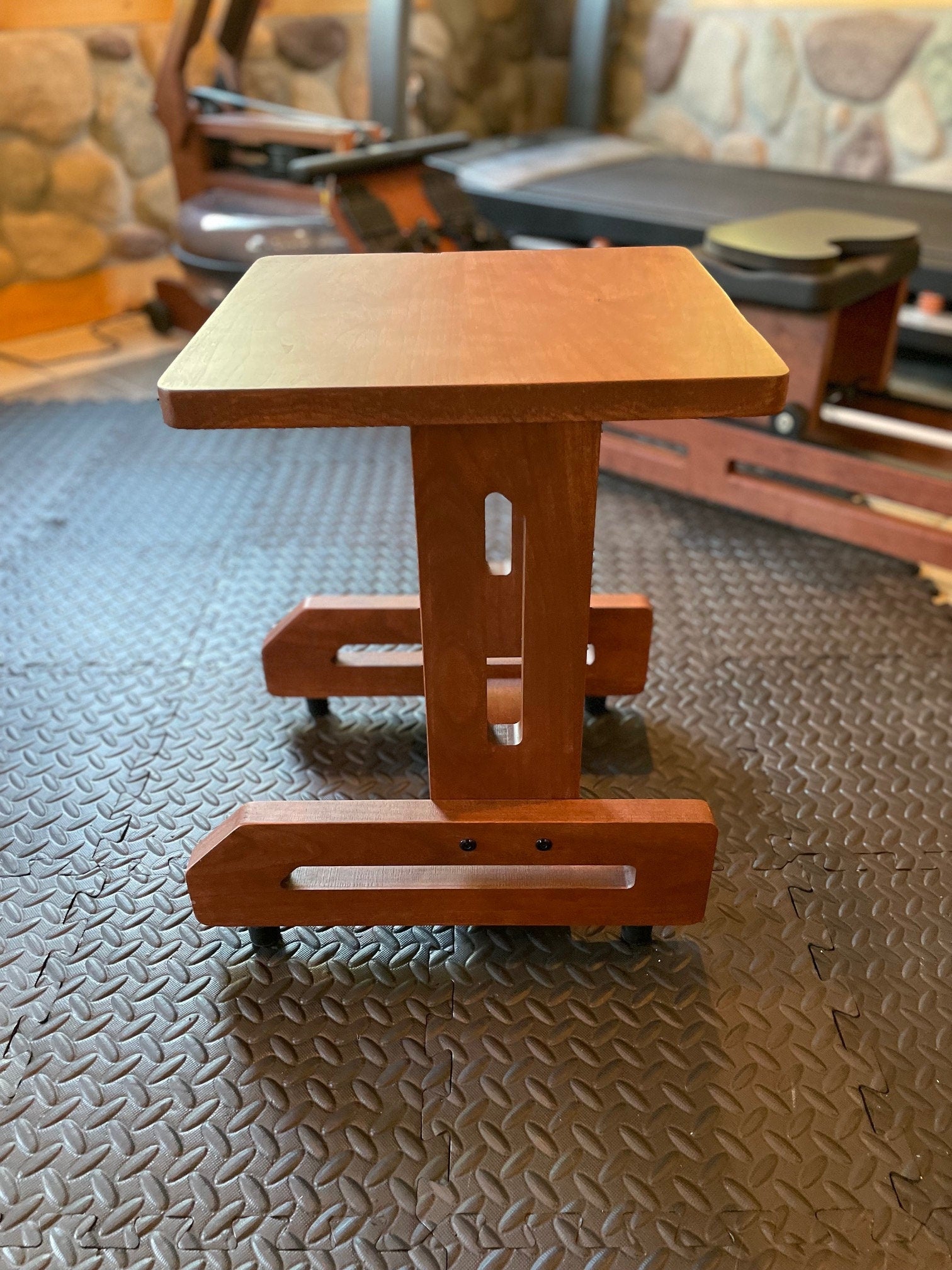 Ergatta Rowing Table Tablet/Phone Stand – HA Woodworks